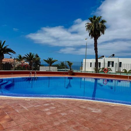 Stunning Apartments With Pool Tenerife Адехе Екстериор снимка
