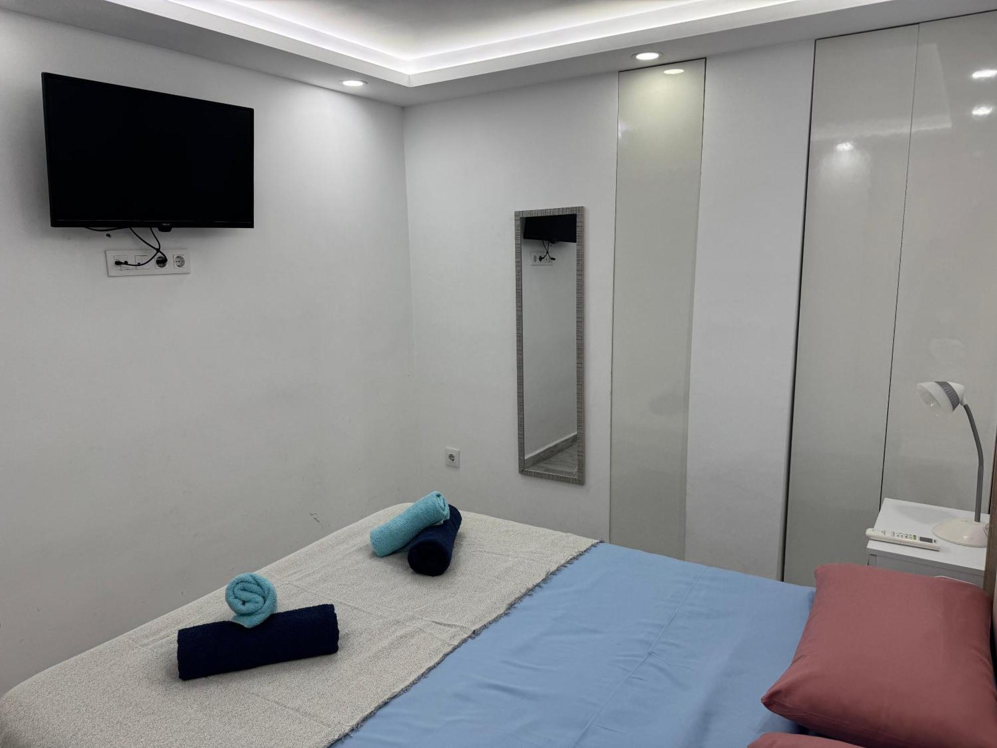 Stunning Apartments With Pool Tenerife Адехе Екстериор снимка