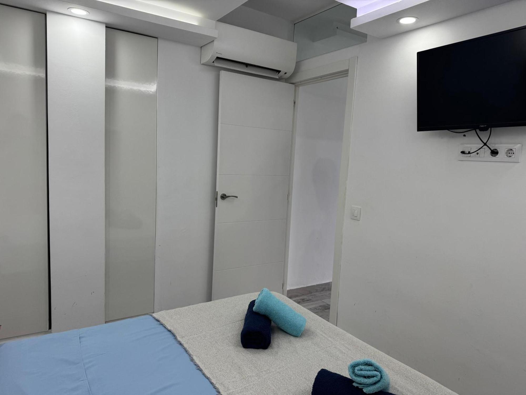 Stunning Apartments With Pool Tenerife Адехе Екстериор снимка