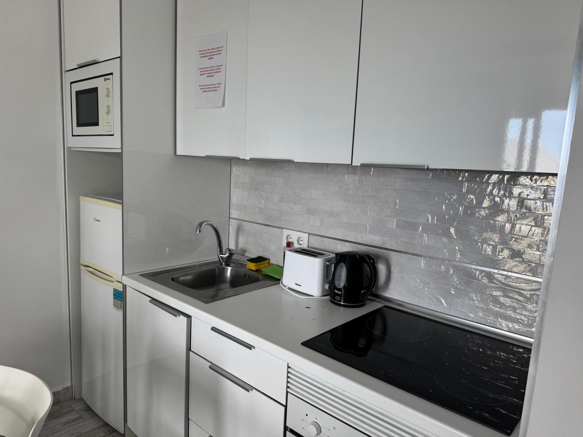 Stunning Apartments With Pool Tenerife Адехе Екстериор снимка