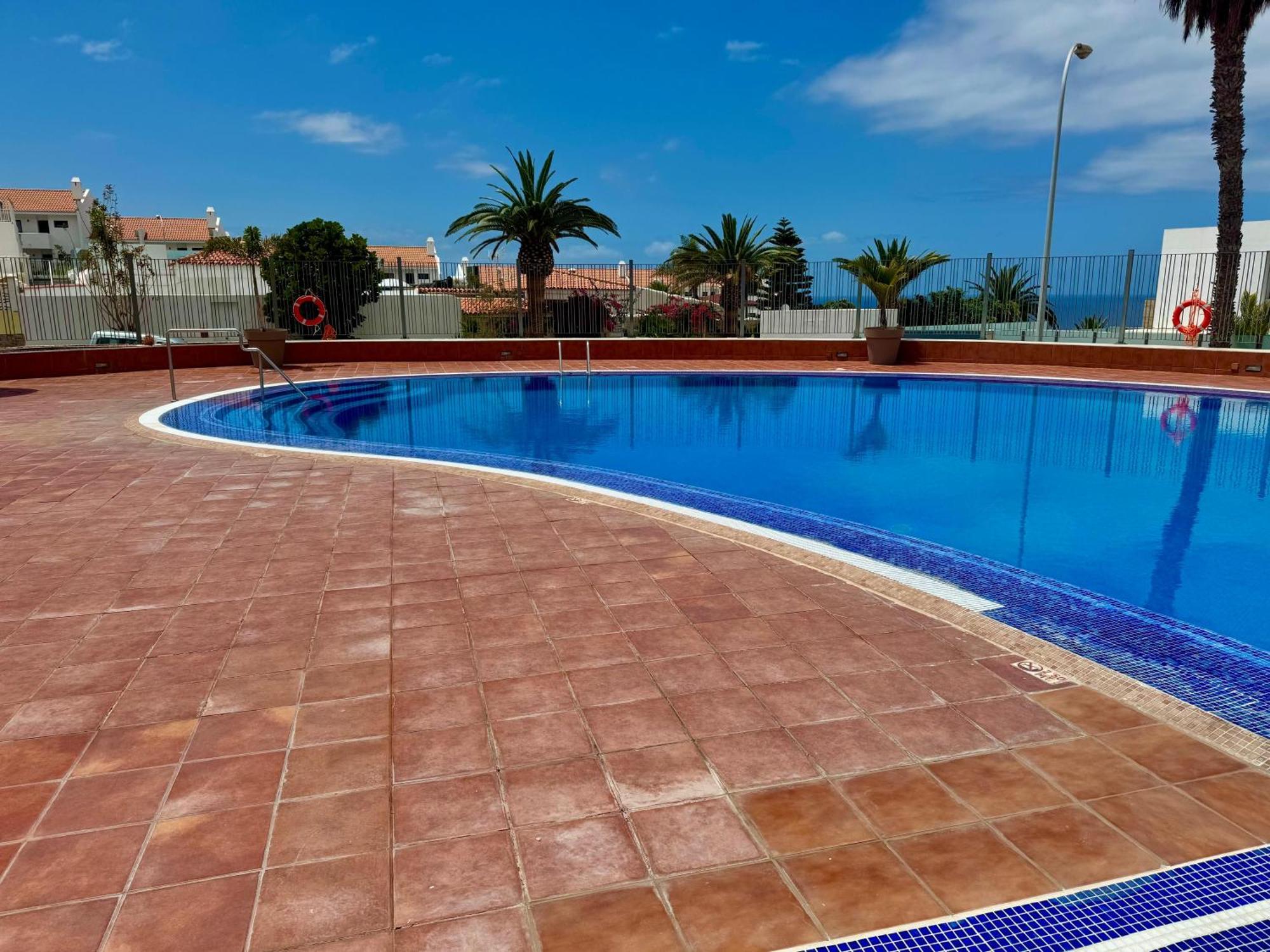 Stunning Apartments With Pool Tenerife Адехе Екстериор снимка