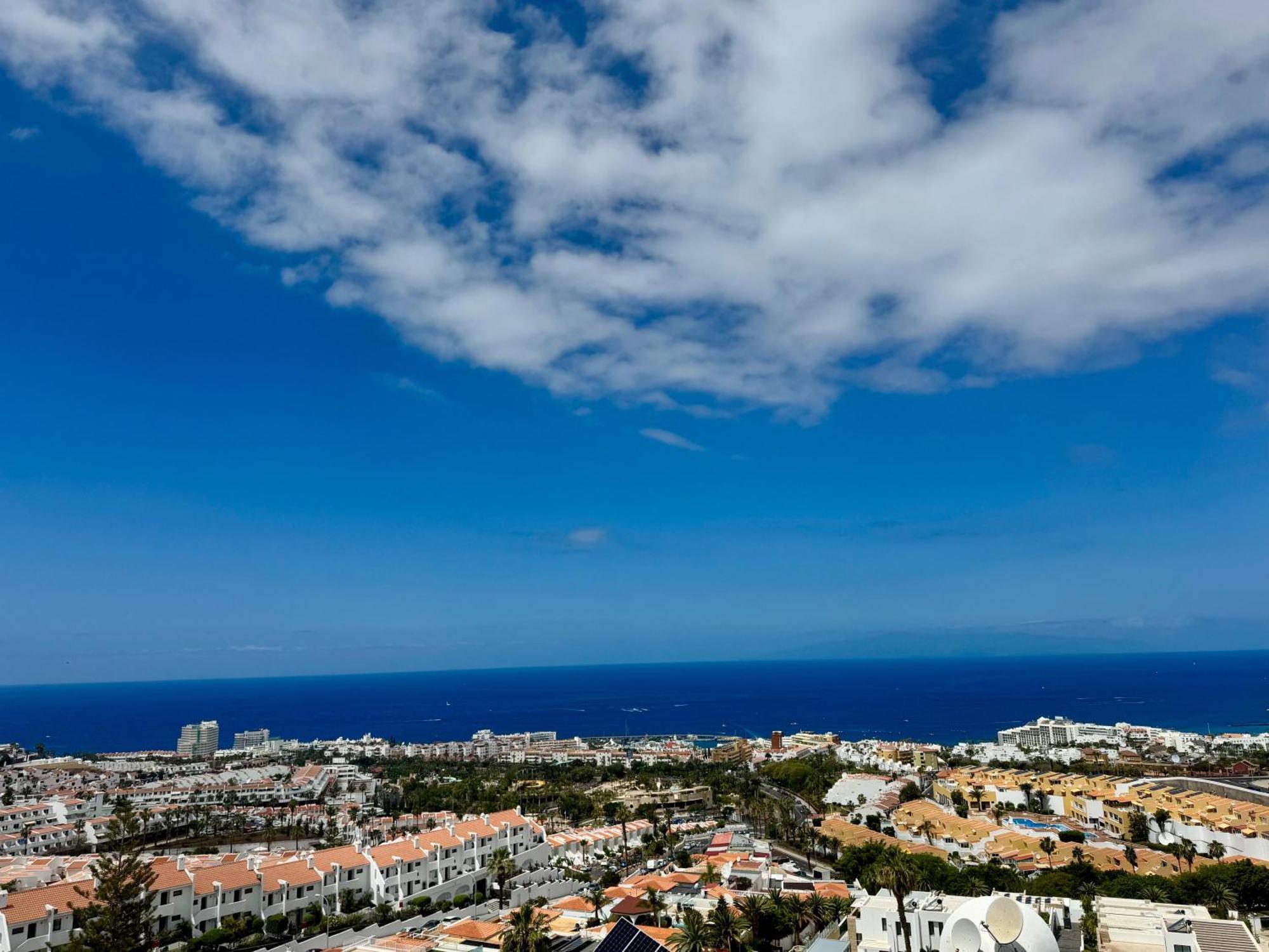 Stunning Apartments With Pool Tenerife Адехе Екстериор снимка