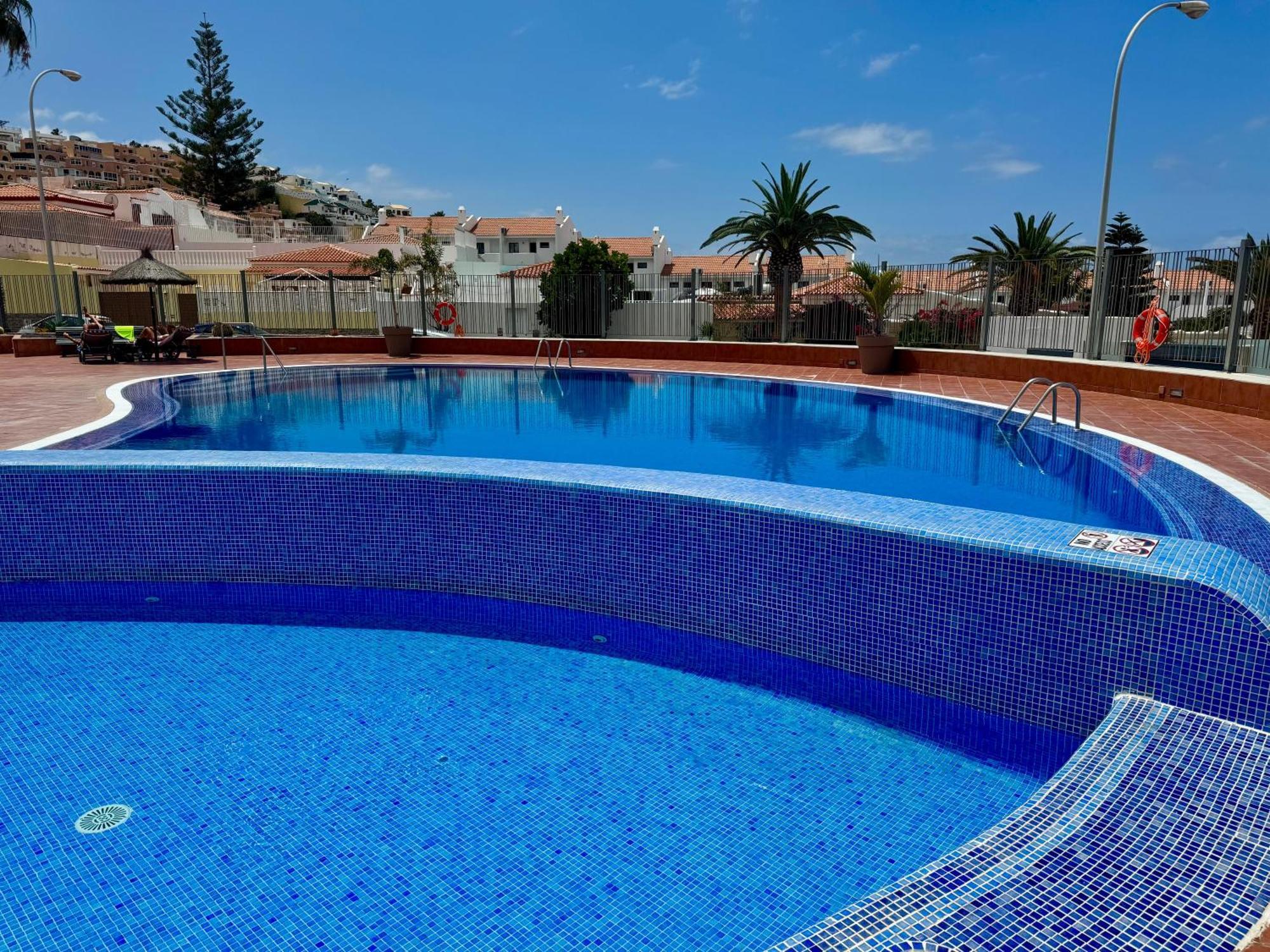Stunning Apartments With Pool Tenerife Адехе Екстериор снимка