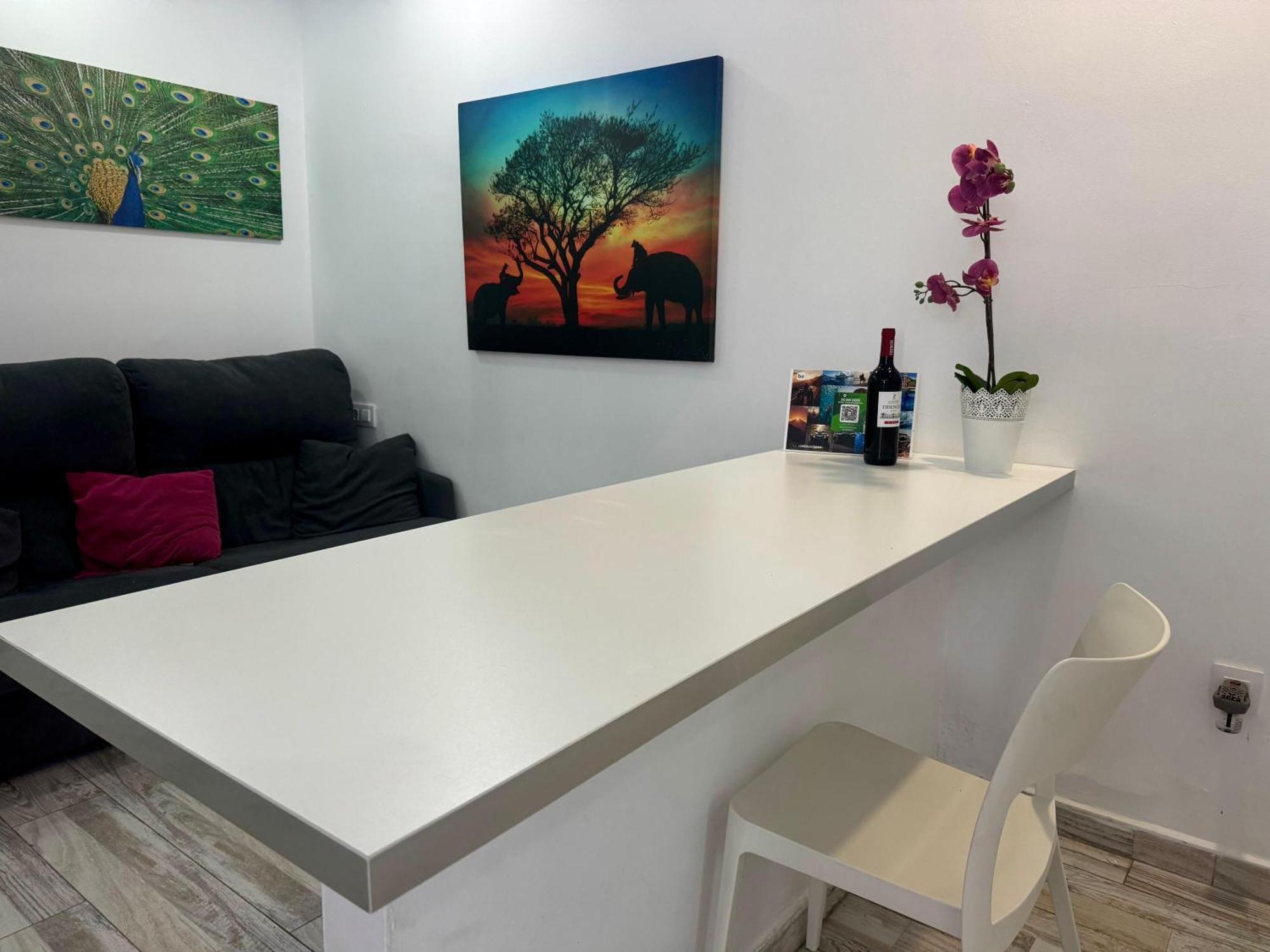 Stunning Apartments With Pool Tenerife Адехе Екстериор снимка