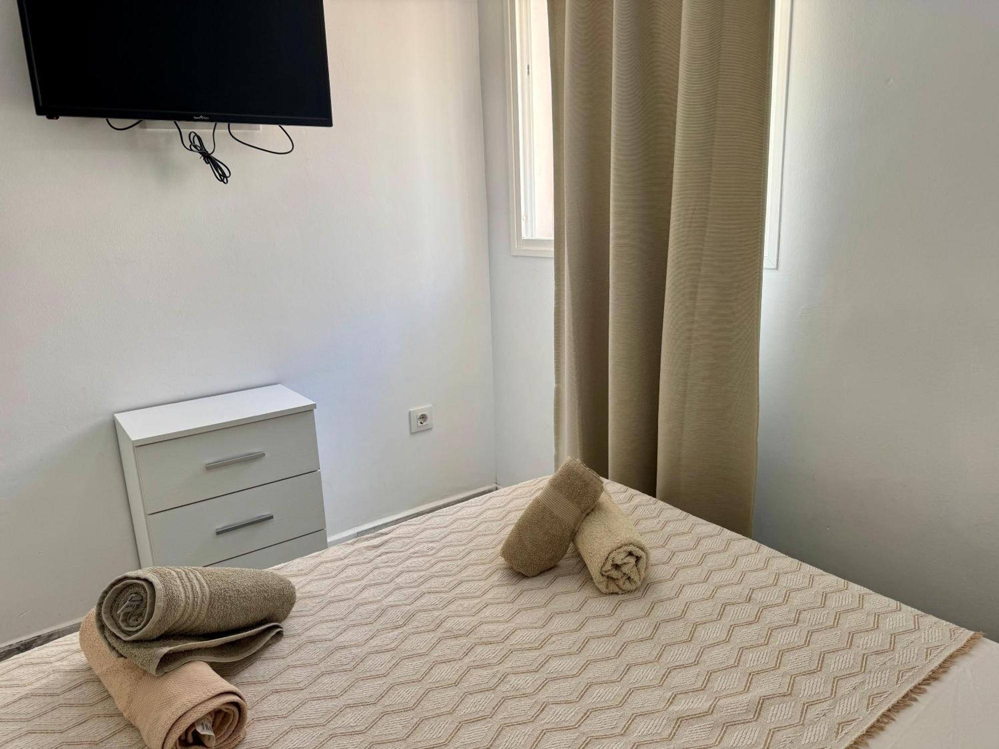 Stunning Apartments With Pool Tenerife Адехе Екстериор снимка